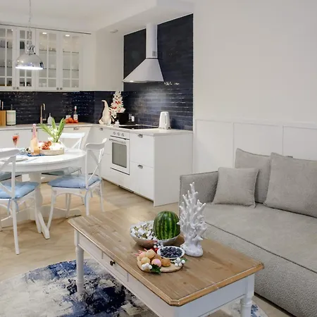 Maya's Flats & 11 - Apartament *