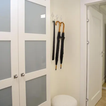 Maya's Flats & 11 - Danzig