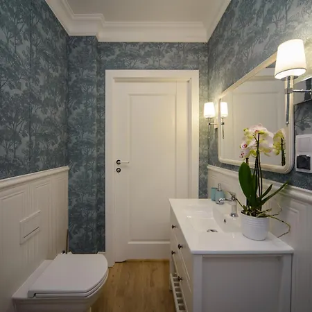 Apartament Maya's Flats & 11 -