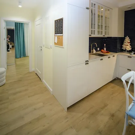 Apartment Maya's Flats & 11 -