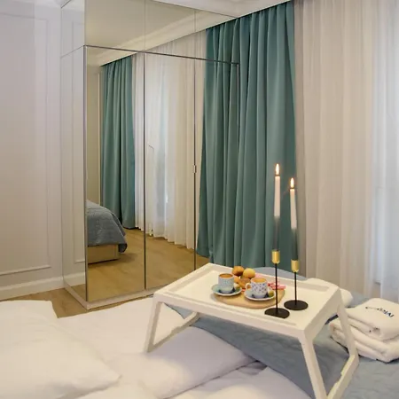 Maya's Flats & 11 - Apartment *