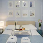 Apartment Maya's Flats & 11 -